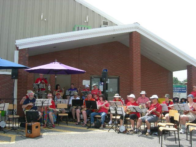 BUG & VUP performing at Canada Day Celebrations in Vernon July 2014